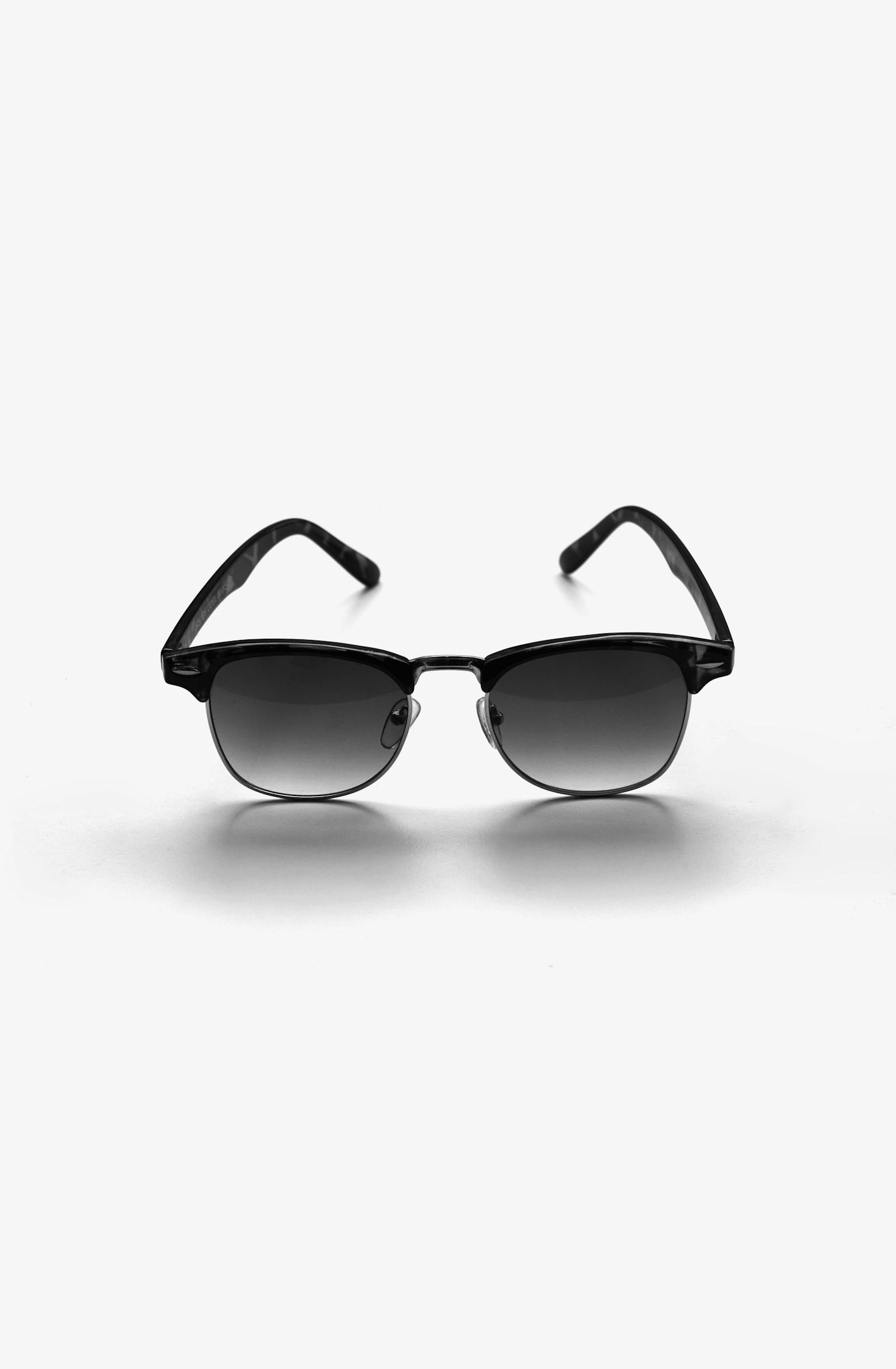 Caring for Your Eyeglasses: Expert Tips