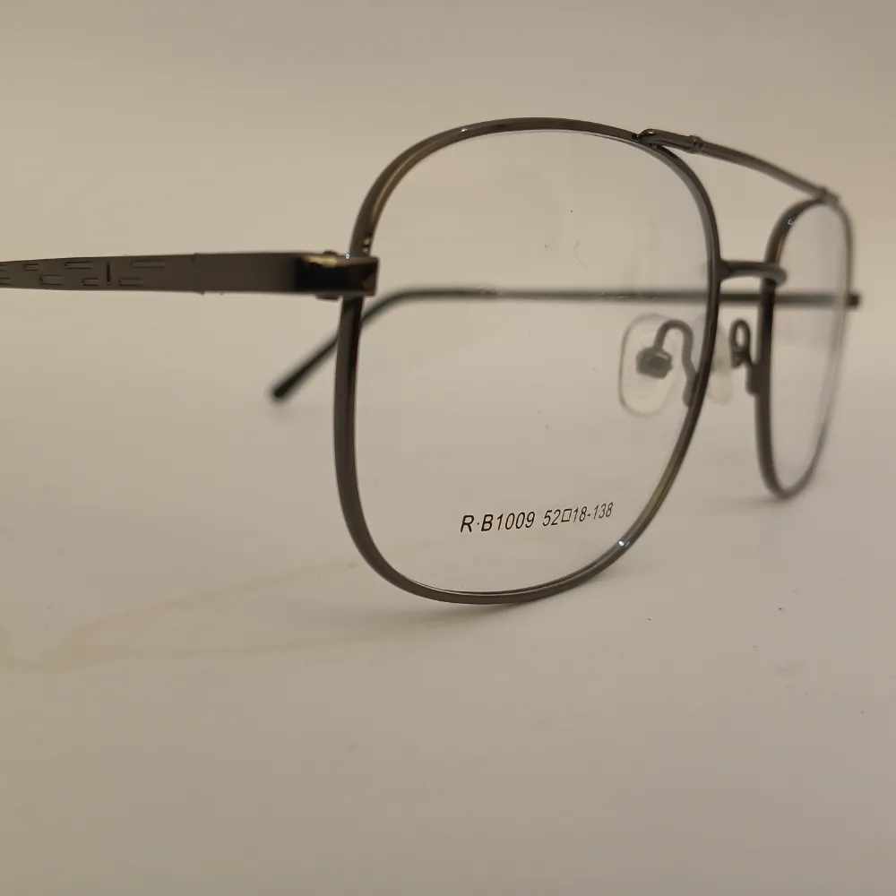 Men Women Aviator Oval Metal Blackgrey Medium Eyeglasses Efaomum4 03 by Eye9 Optics