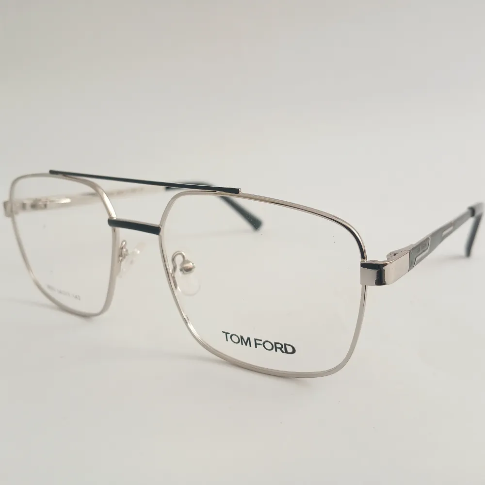 men-women-navigator-metal-silverblack-large-eyeglasses-efasmul3-02 Men Women Navigator Metal Silverblack Large Eyeglasses Efasmul3 02 by Eye9 Optics