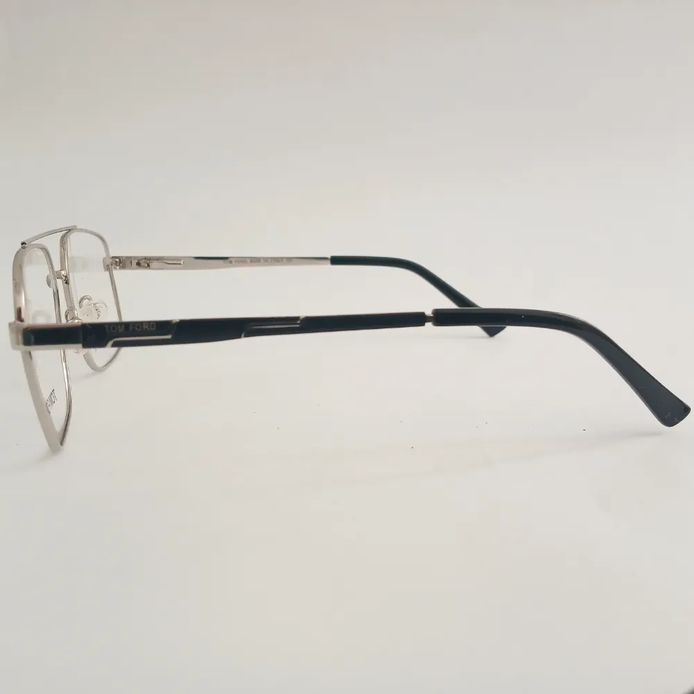 men-women-navigator-metal-silverblack-large-eyeglasses-efasmul3-04 Men Women Navigator Metal Silverblack Large Eyeglasses Efasmul3 04 by Eye9 Optics