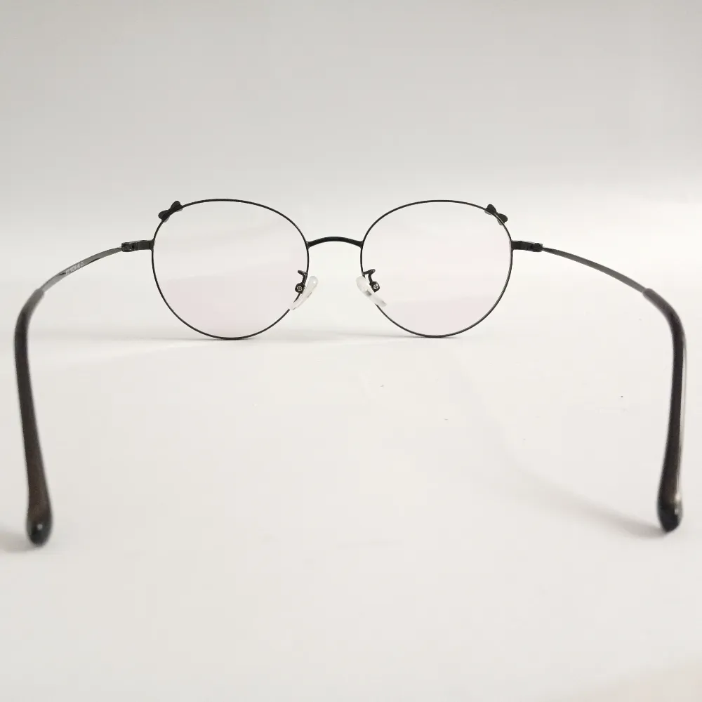 women-round-metal-black-medium-eyeglasses-efomwm2-05