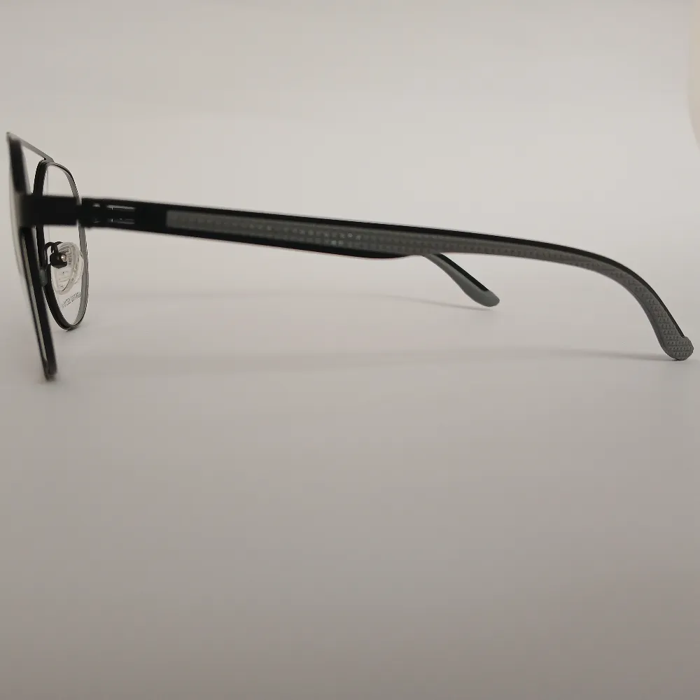 Men Women Aviator Geometric Metal Black Medium Eyeglasses Efagomum1 04 by Eye9 Optics