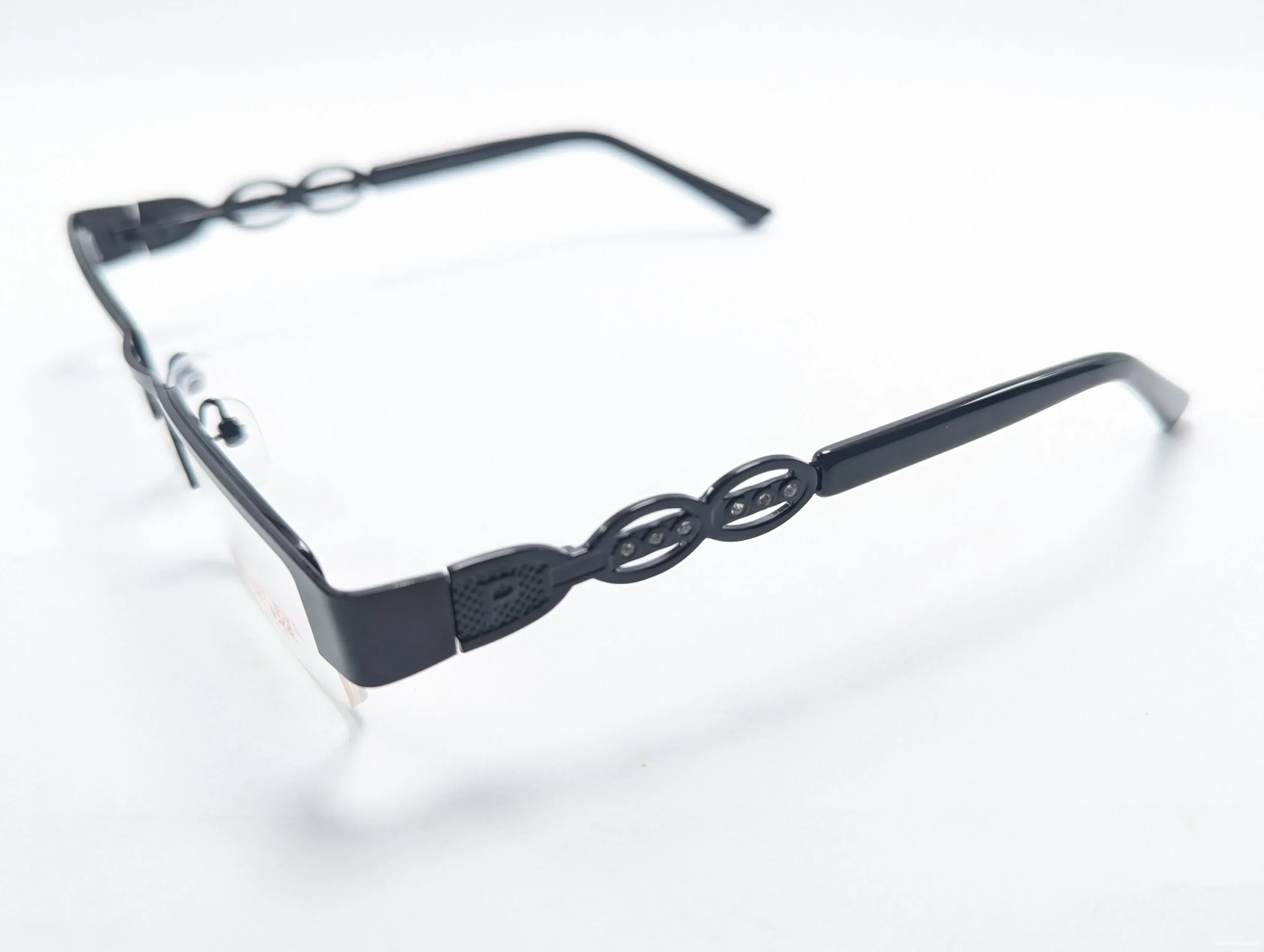 Oval-Metal-Extrasmall-Eyeglasses-44mm-8000-01